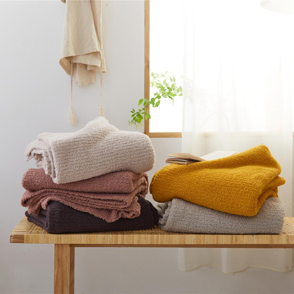 Super Soft Knitted Blanket
