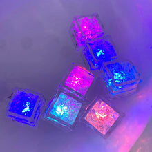 Load image into Gallery viewer, GlowCubes™️ - LED Ice Cube Bath Toy
