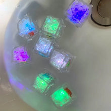 Load image into Gallery viewer, GlowCubes™️ - LED Ice Cube Bath Toy
